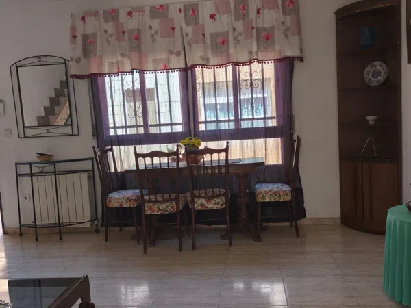 Chalet adosado en Calle Miguel de Cervantes, 88 - Foto 1