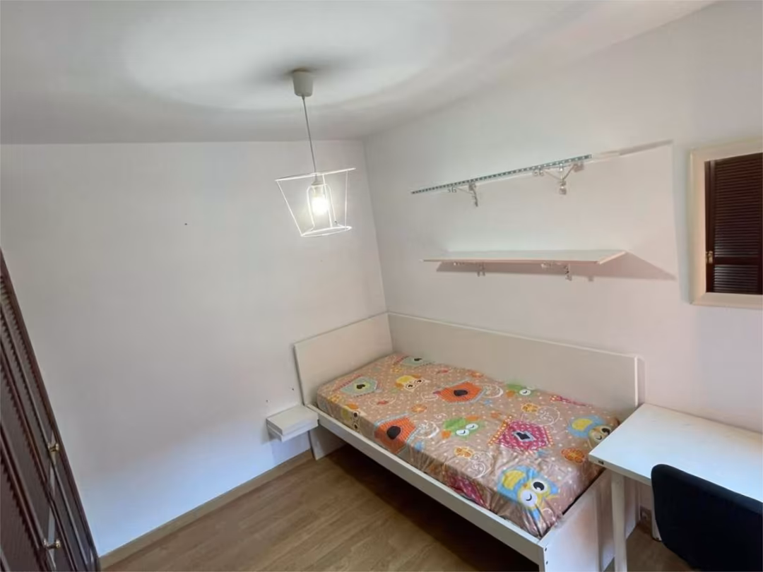 Piso en  Avenida Juan Carlos I 11 - Foto 8