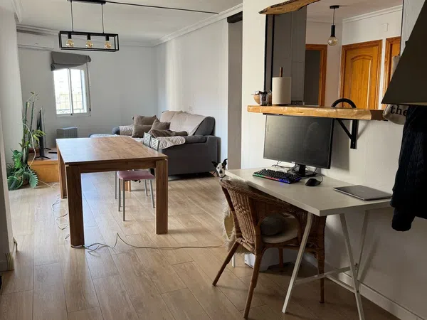 Piso en Carolinas Altas - Foto 1