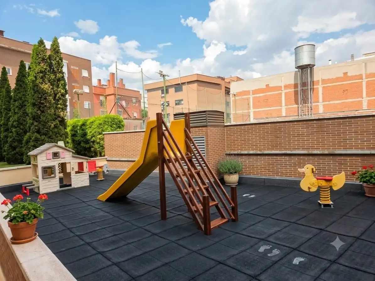 Piso en  Calle de Matilde Hernández 25 - Foto 8