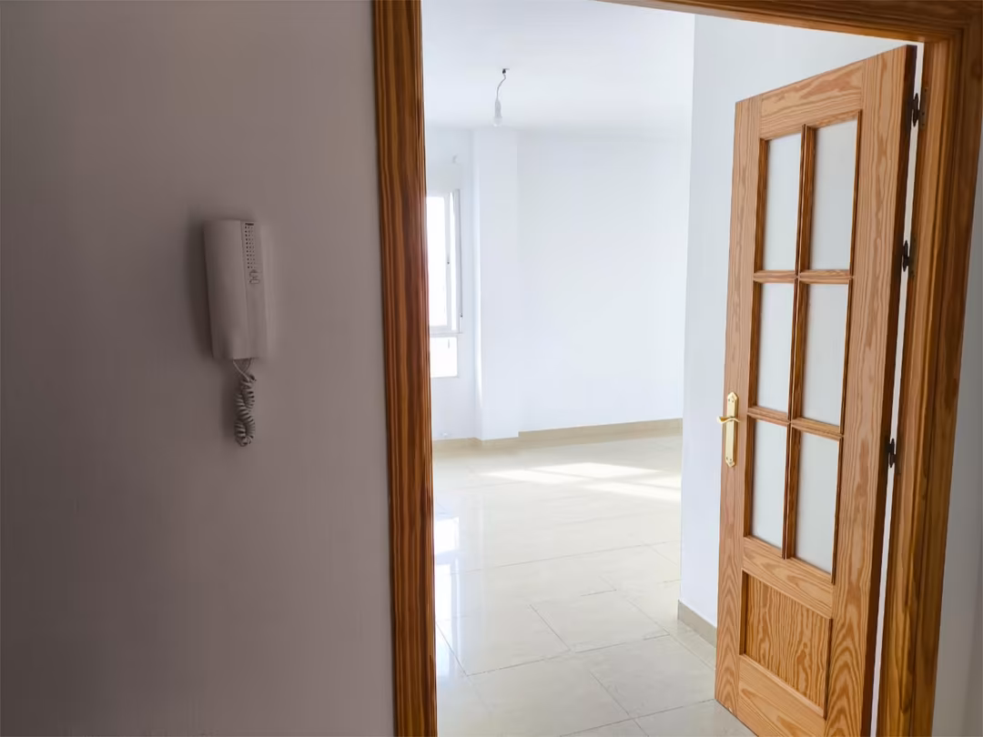 Piso en  Calle Tres Cruces 32 - Foto 7