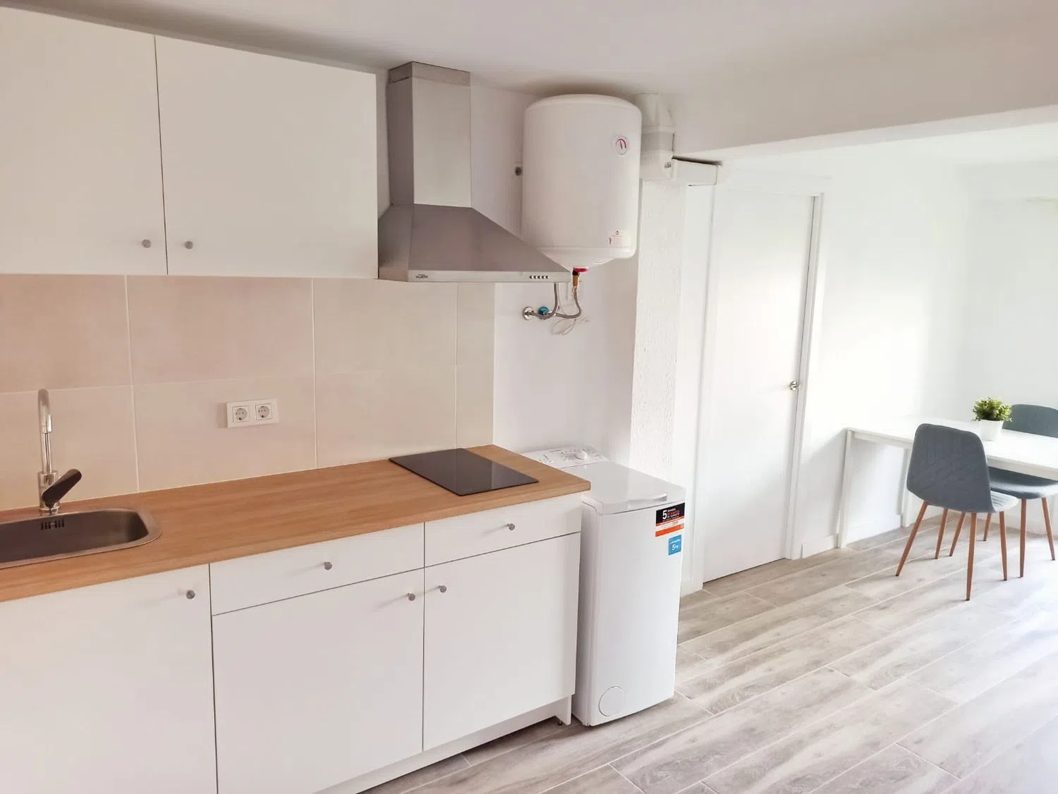 Estudio en calle de les Alqueries de Bellver, 29 - Foto 1