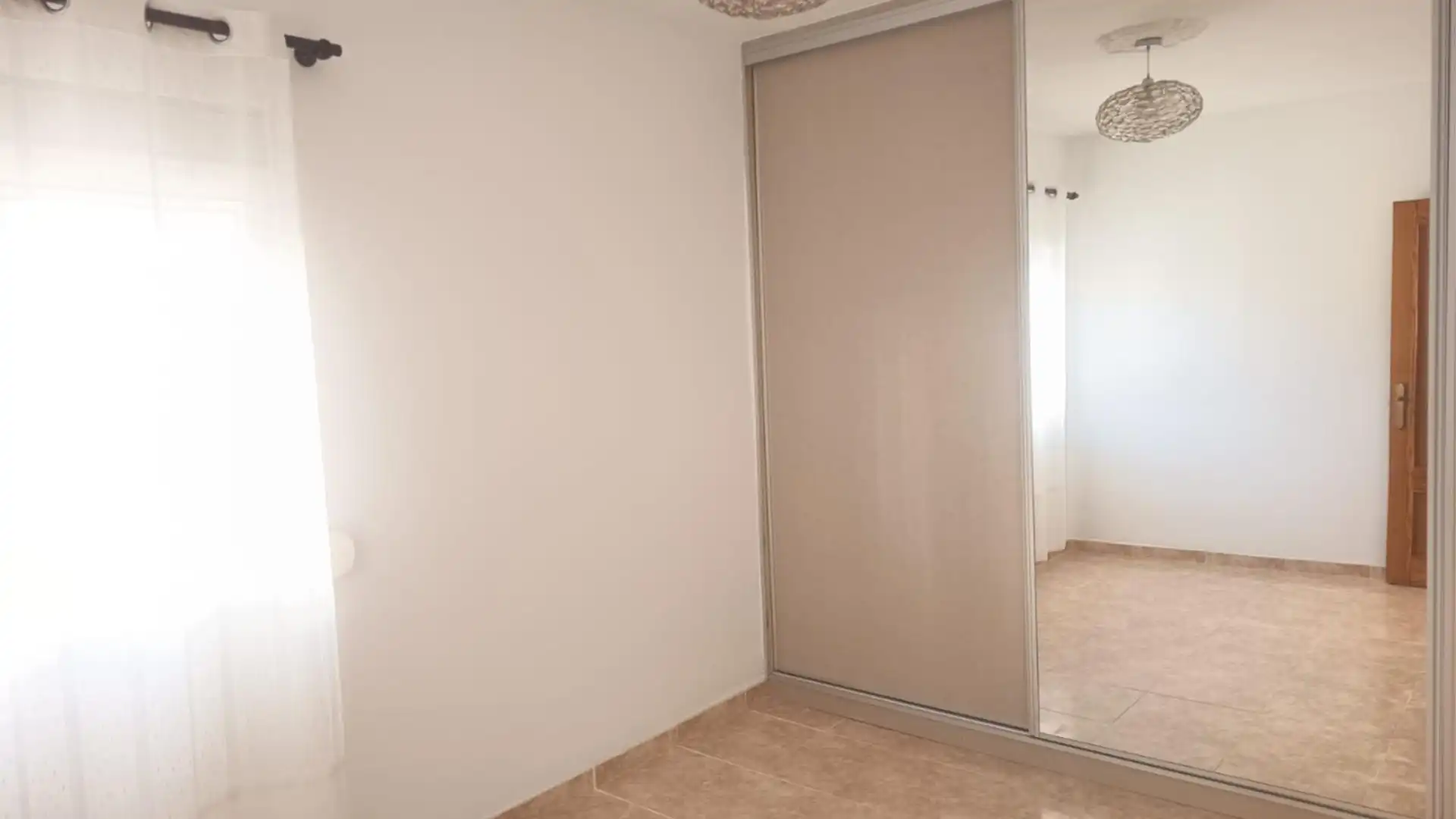 Piso en  Calle Pérez Galdós 14 - Foto 2