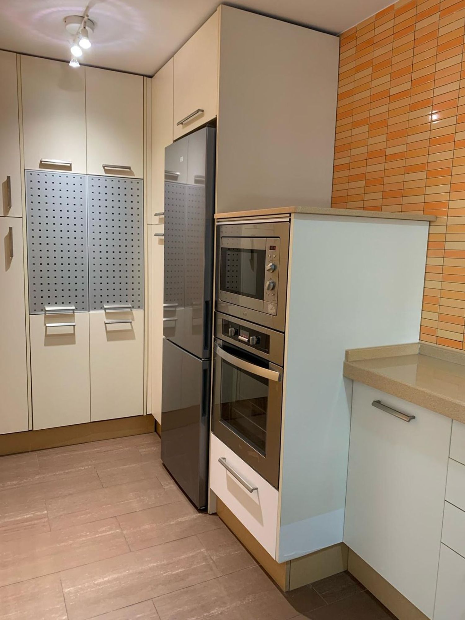 Piso en Barrio Buhaira - Huerta del Rey - Foto 16