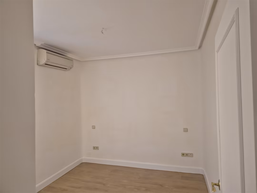 Piso en  Calle de Castelló 122 - Foto 11