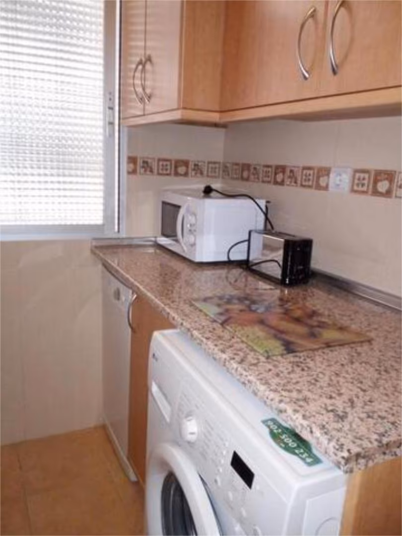 Piso en Alhóndiga - Foto 3