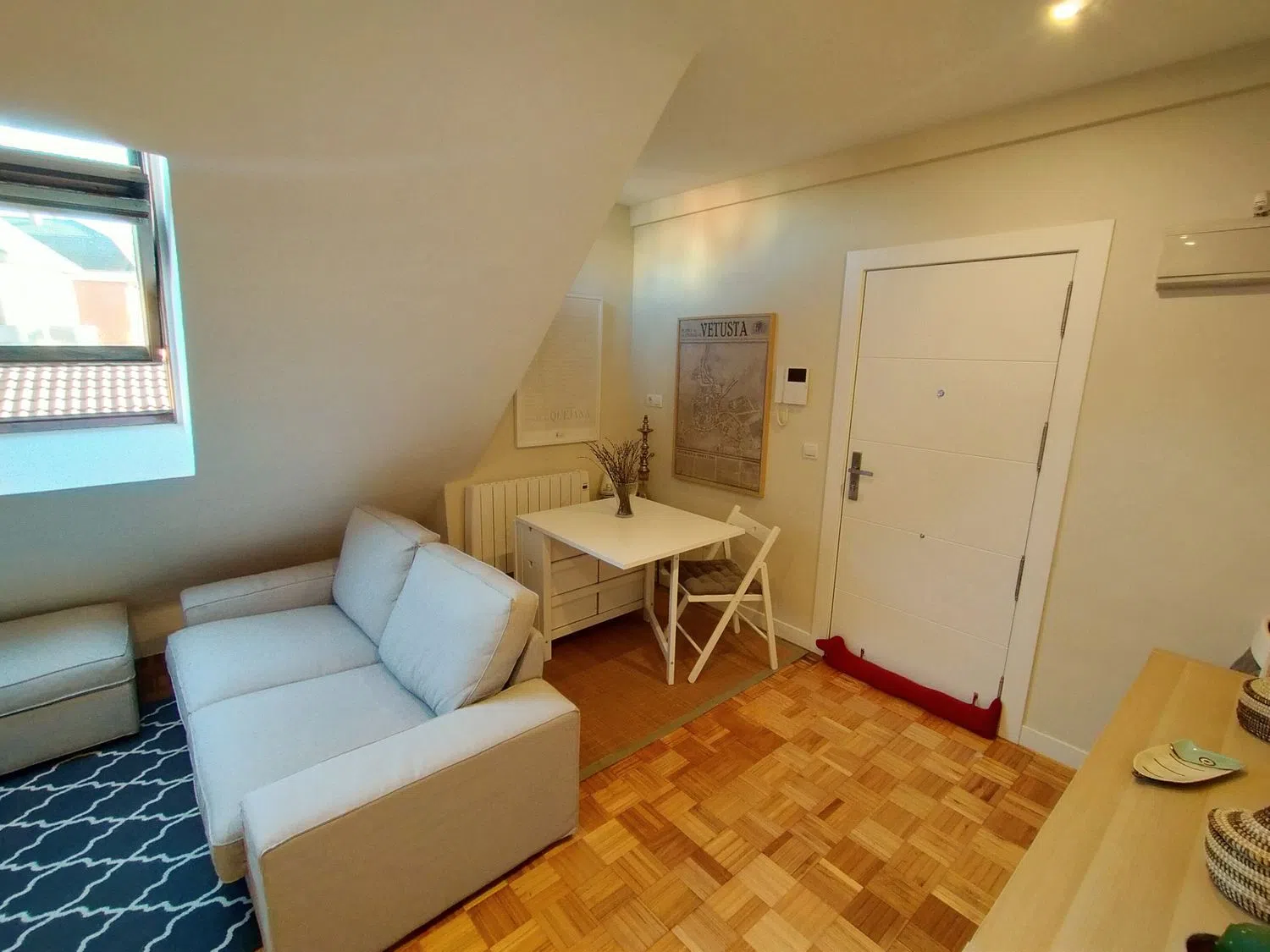 Estudio en calle Río Deva, 19 - Foto 2