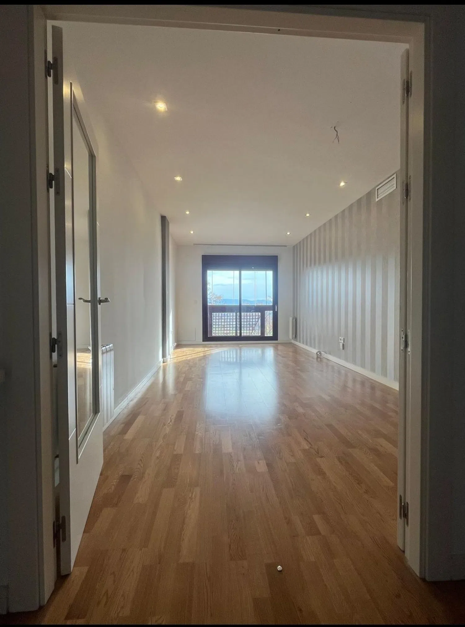 Piso en calle Aconcagua, 6 - Foto 2