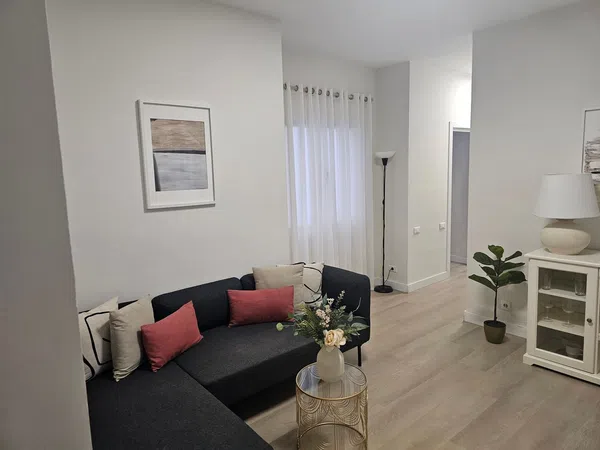 Piso en calle Triana, 24
