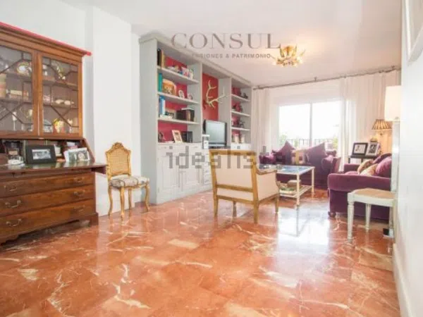 Piso en Avenida de la Reina Mercedes, 1 - Foto 4