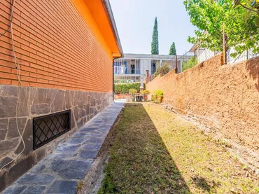 Chalet en Sant Cugat del Vallès - Foto 4