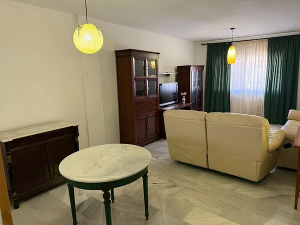 Piso en Calle Castañetero - Foto 2