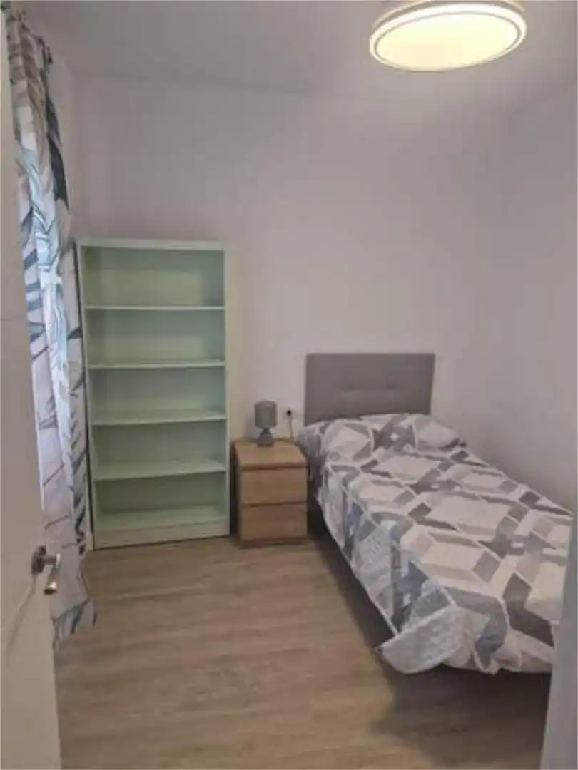 Piso en Céntrica - Foto 4