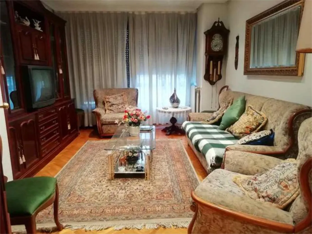 Piso en Ciudad Naranco - Foto 5