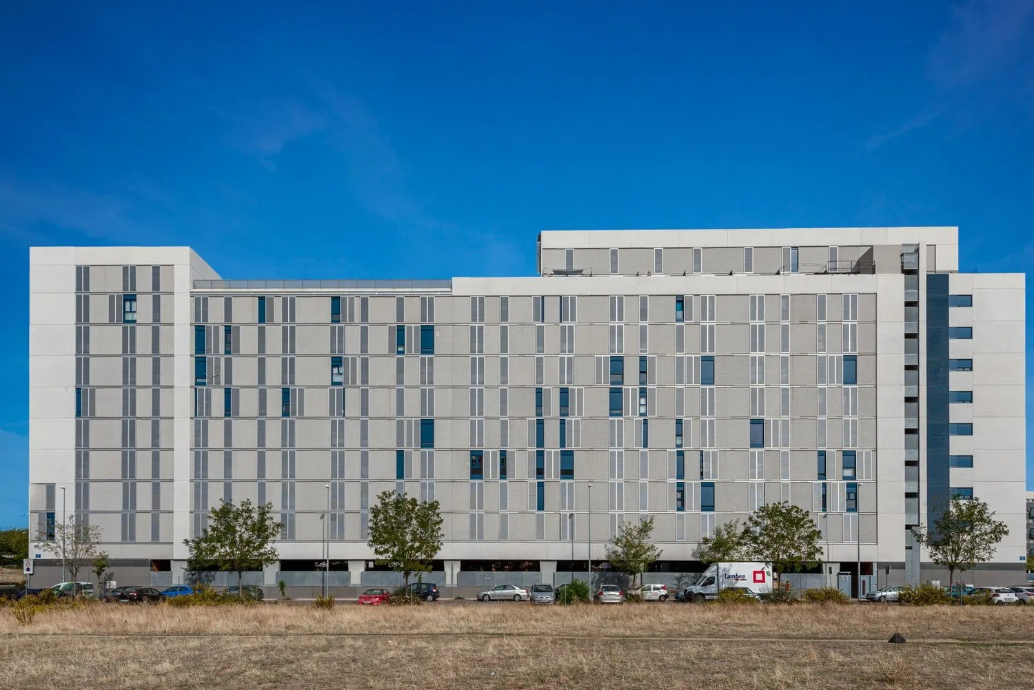 Piso en plaza del Sol - Foto 1