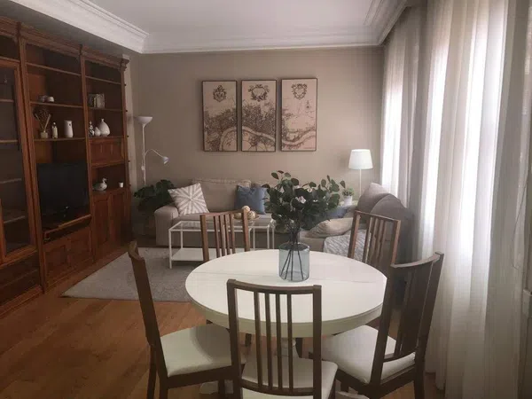 Piso en calle Sotomayor, 6