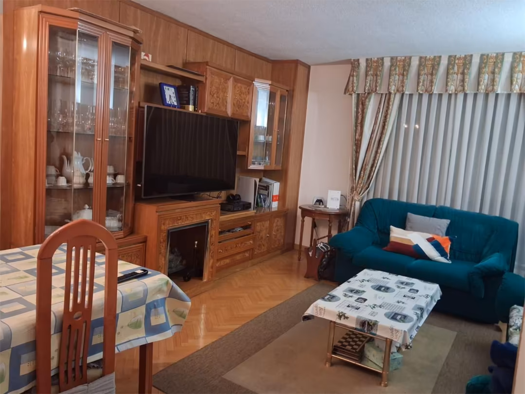 Piso en  Avenida las Retamas 11 - Foto 2