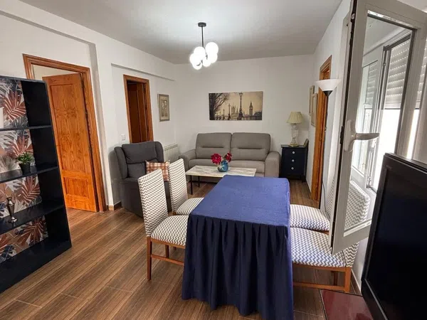 Piso en calle Abogado Enríquez Barrios, 5