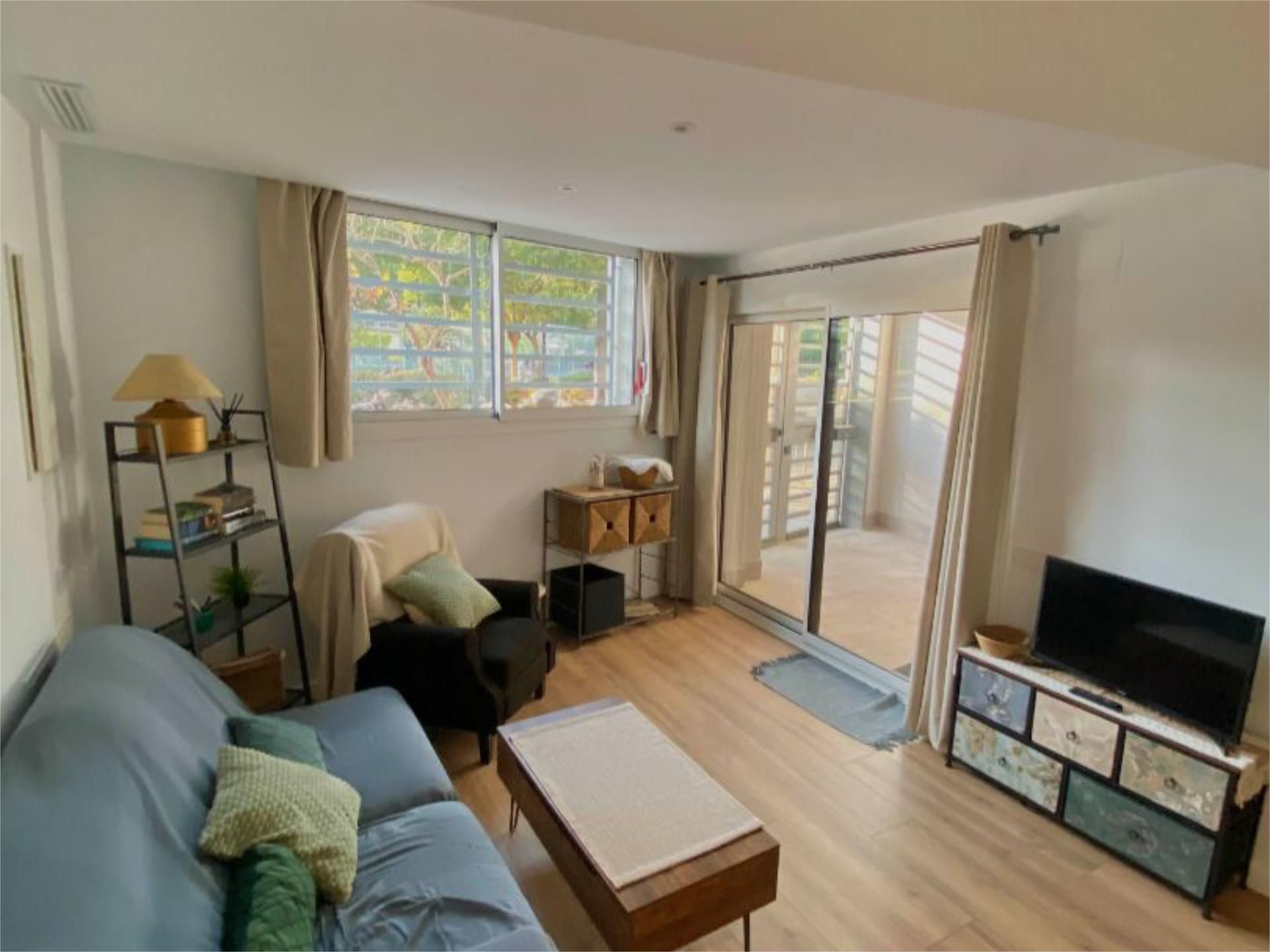 Piso en calle Carrer de la Creu 65 - Foto 2