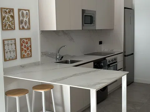 Estudio en avenida de Carlos III, 25