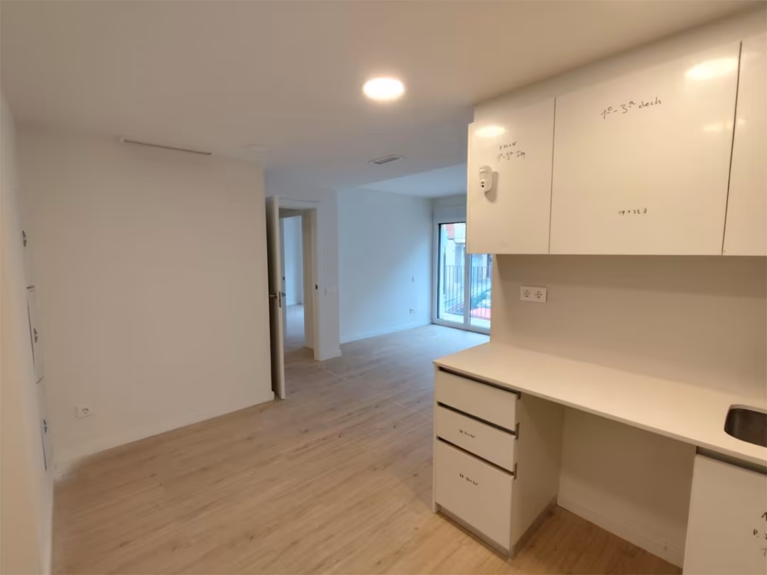 Piso en calle Carrer de Bernat Bransi 42 - Foto 2