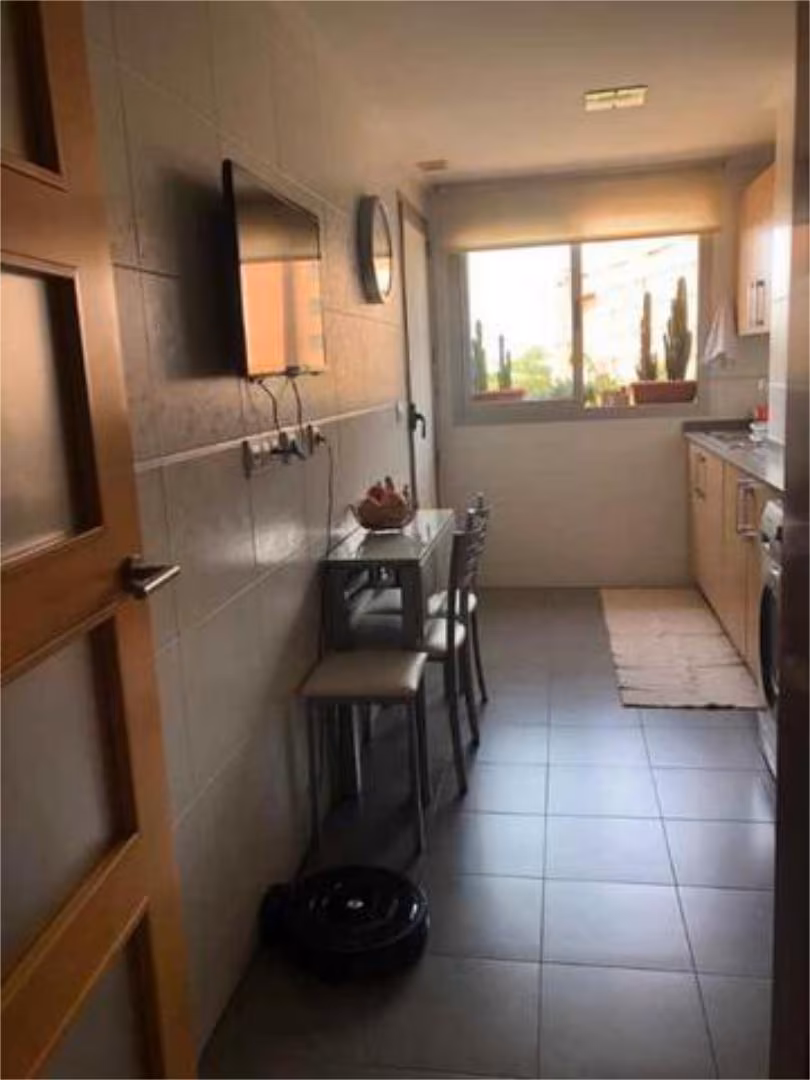 Piso en Juan de Borbon - Foto 2