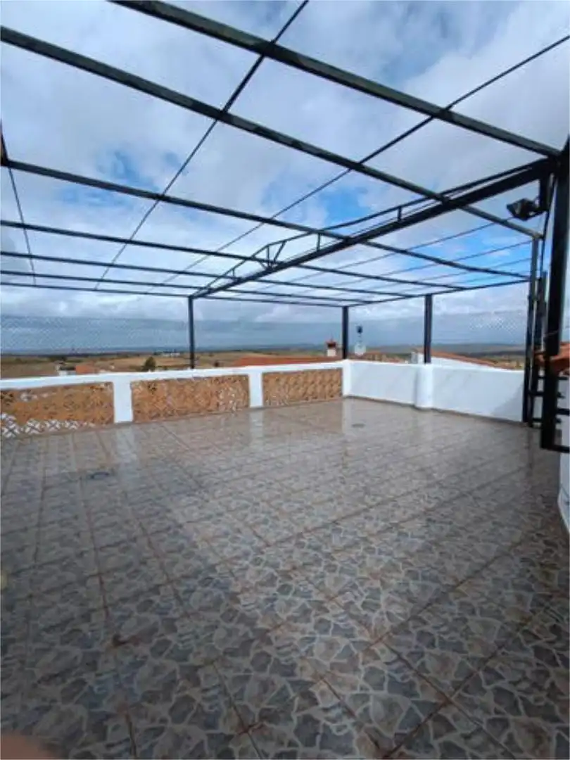 Casa adosada en calle castillo - Foto 2