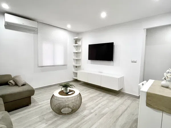 Piso en calle Medina y Galnares, 95