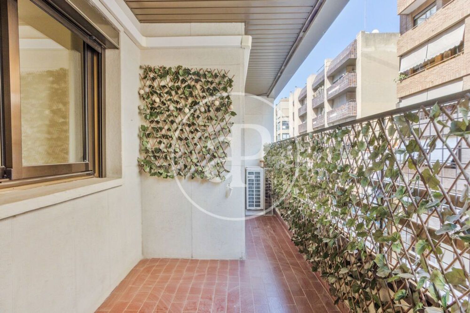 Piso en Calle d'Armando Palacio Valdés, Exposició - Foto 2
