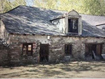 Finca rústica en  Avenida el Bierzo 27 - Foto 1