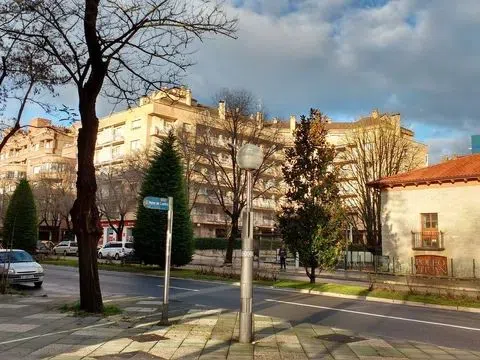 Piso en Gaztelako Atea, 56