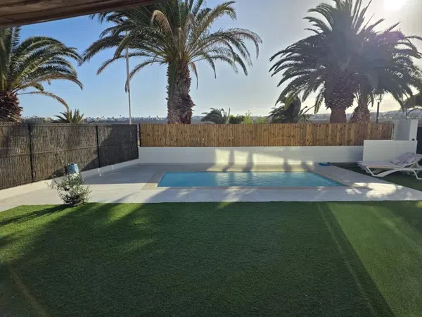 Casa o chalet independiente en Calle la Isa, 2, Costa Teguise, Costa Teguise - Foto 2