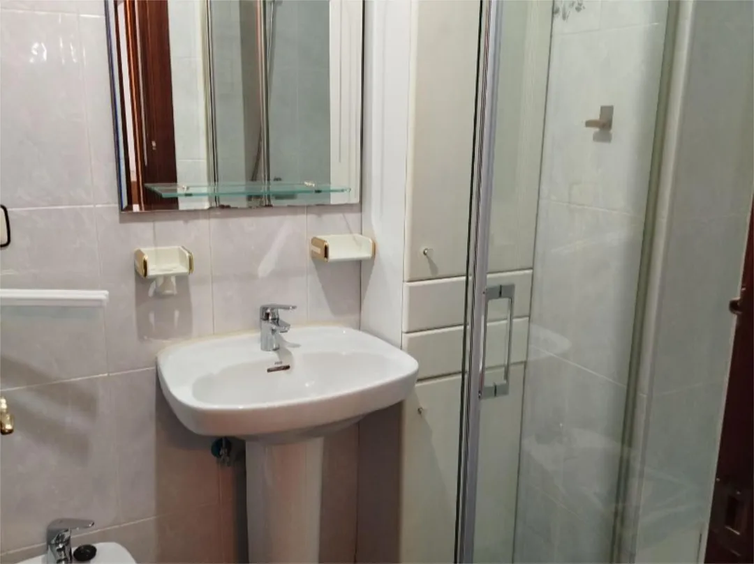 Piso en  Calle Navasfrías 7 - Foto 8