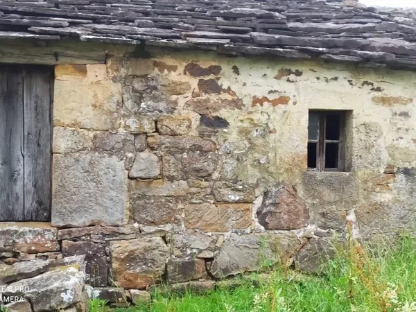 Casa de pueblo en Barrio d Viaña (Busticabañas) s/n - Foto 2