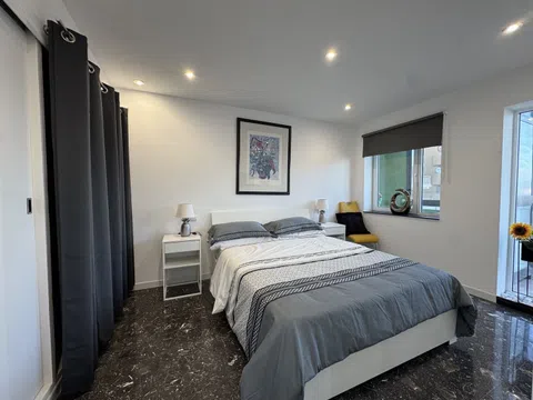 Piso en avenida de Joan Miró, 170 - Foto 2