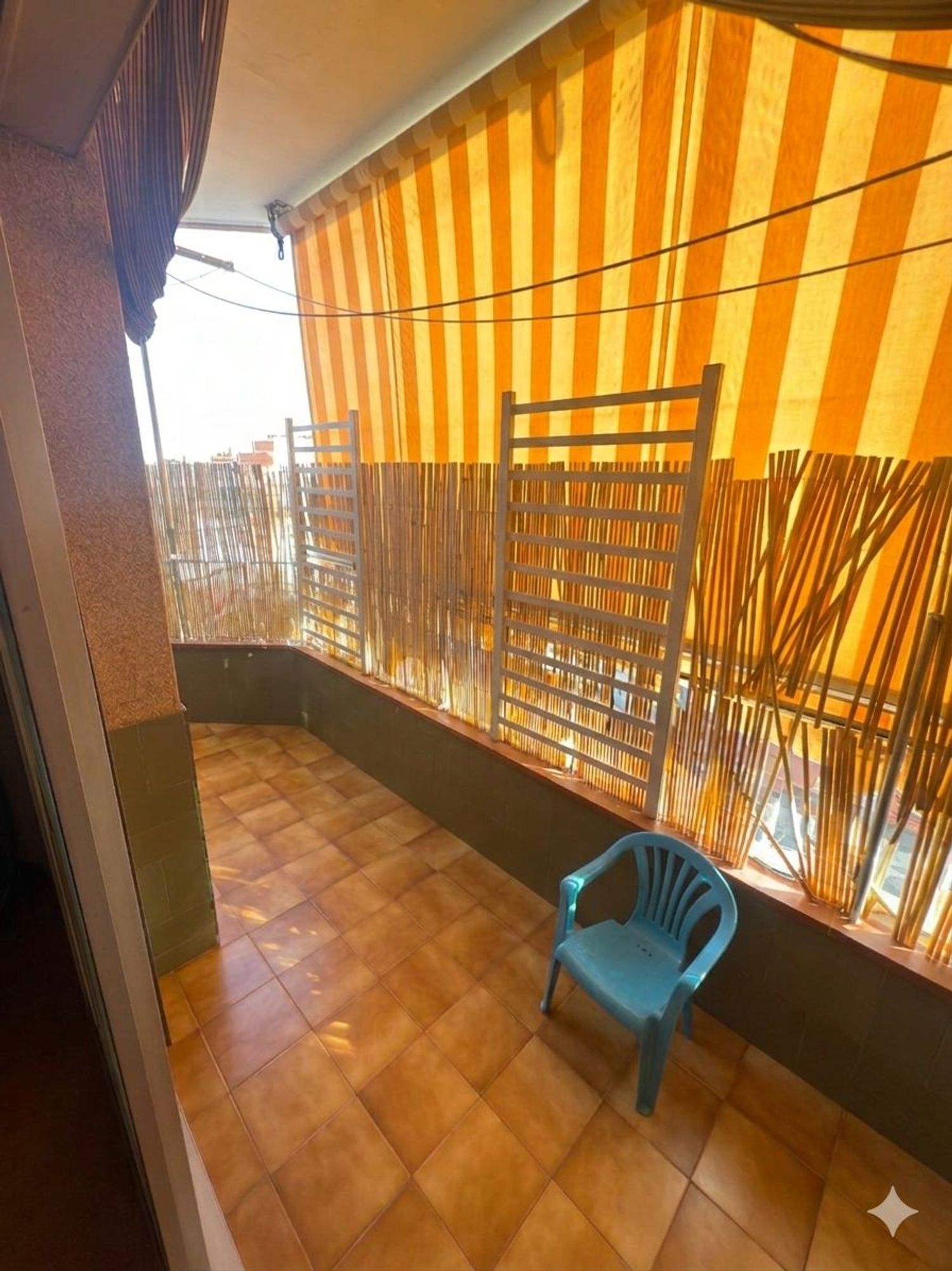 Piso en calle de les Mimoses, 21 - Foto 4