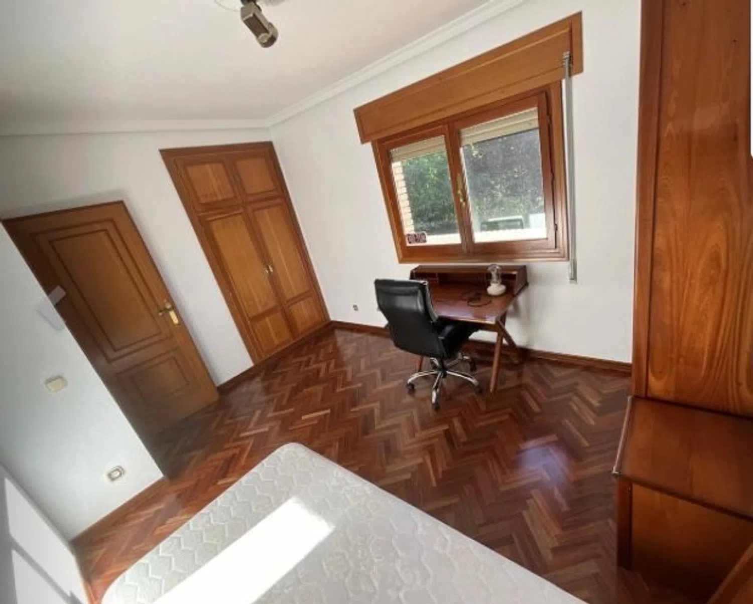 Chalet pareado en Urb. urbanización monteprincipe Urb. este - Montepríncipe - Foto 18