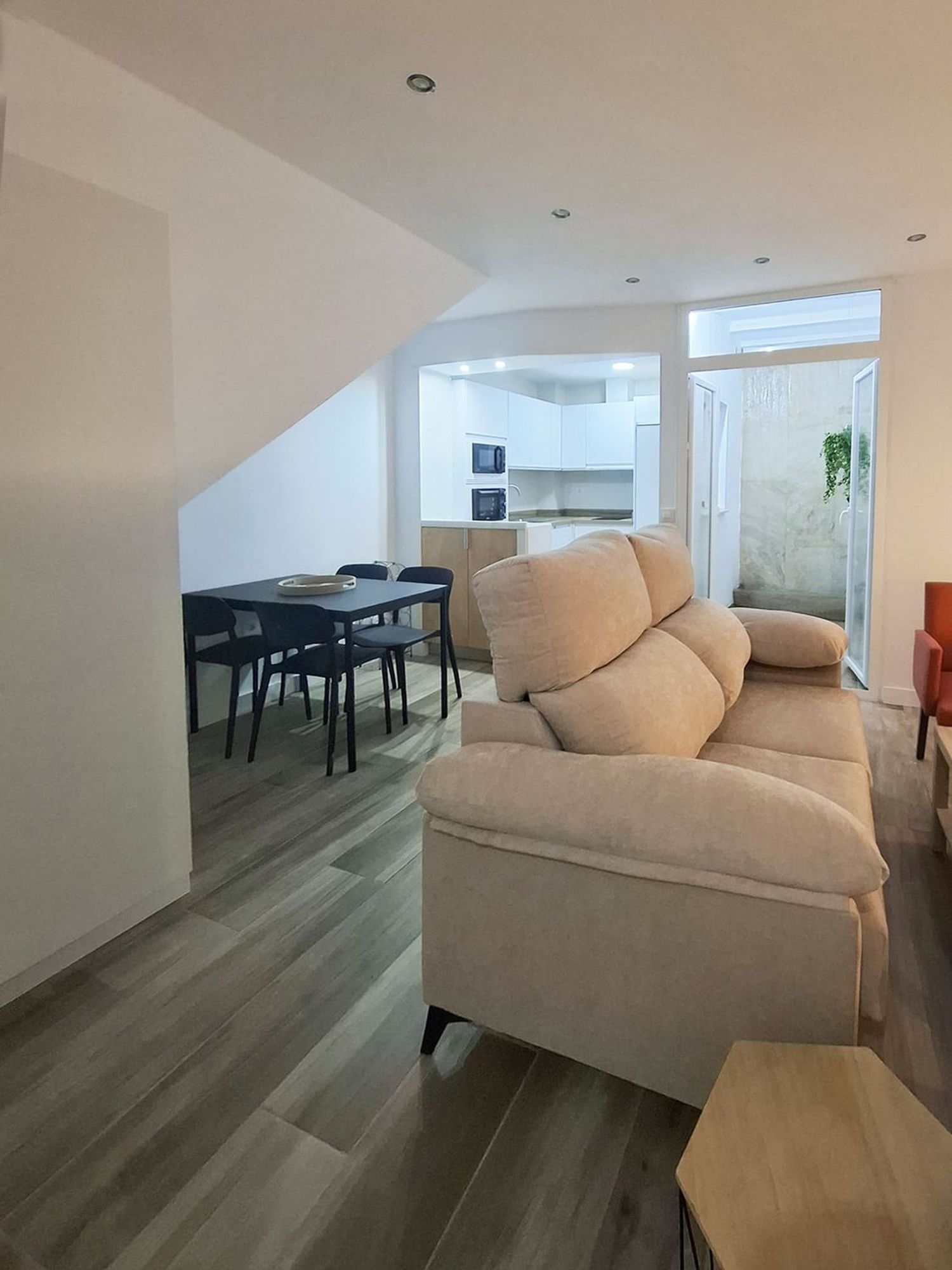 Estudio en calle Évora, 7 - Foto 2