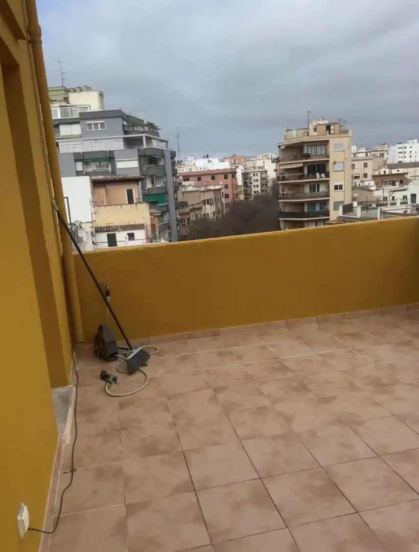 Estudio en  Carrer de Blanquerna 27 - Foto 8