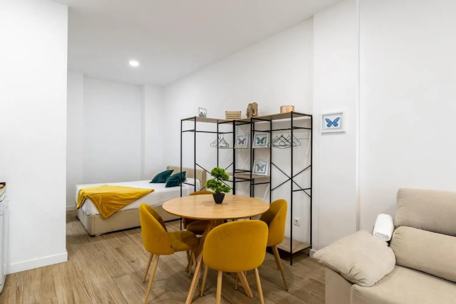 Estudio en calle de Tomás Bretón, 8 - Foto 3