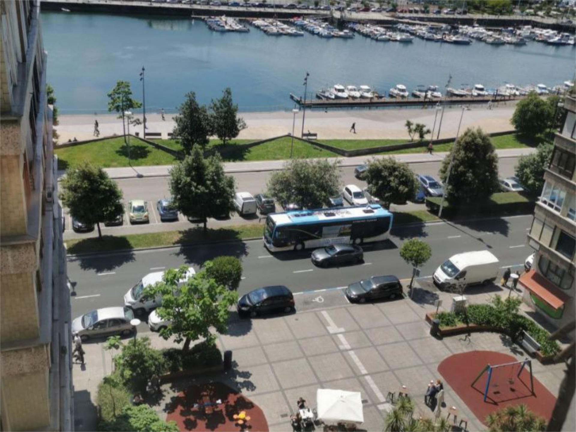 Piso en  Calle Marqués de la Hermida 8 - Foto 23