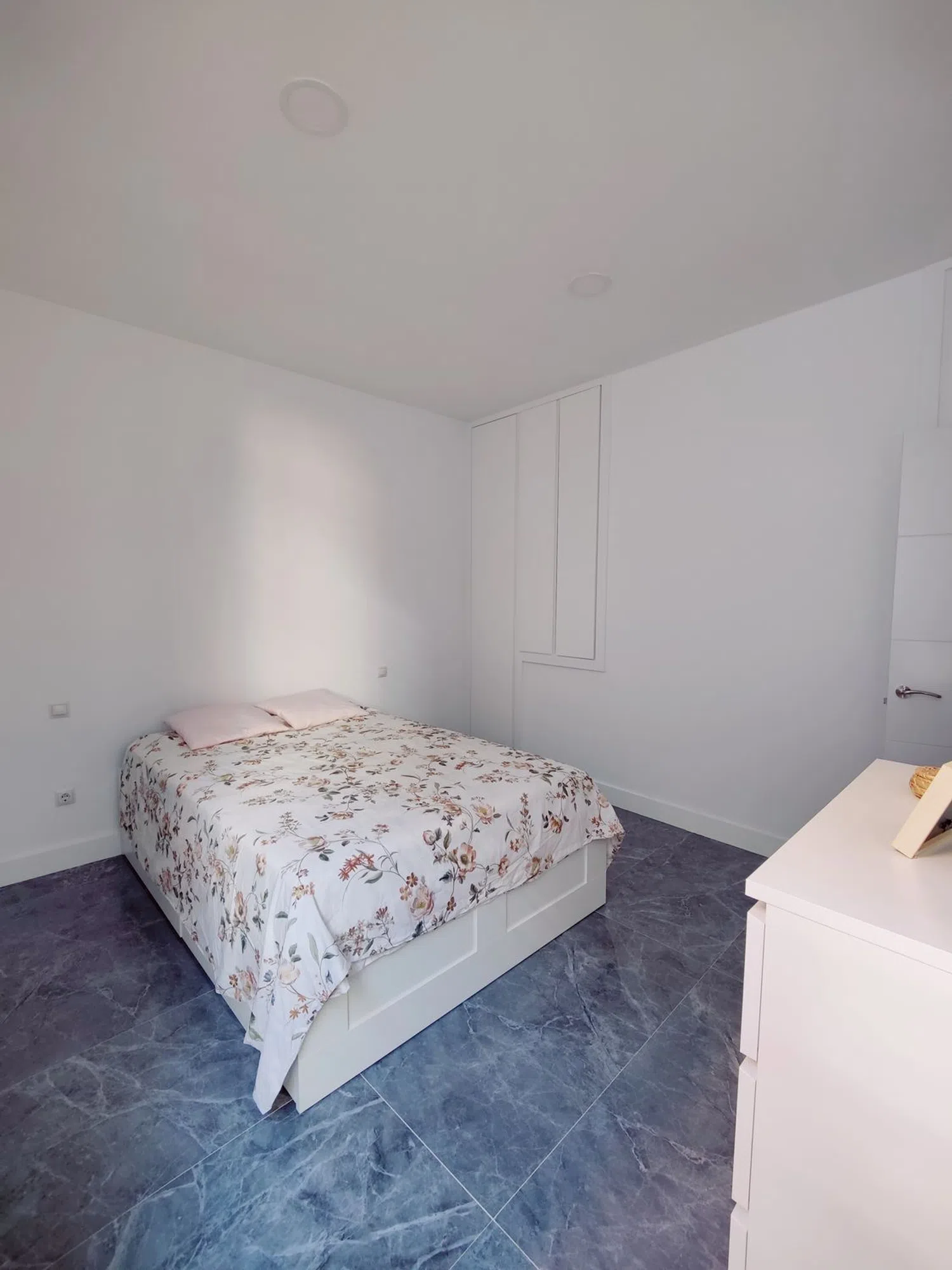 Piso en Barrio Zofío - Foto 11