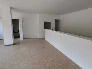 Local comercial en Sant Boi de Llobregat - Foto 3