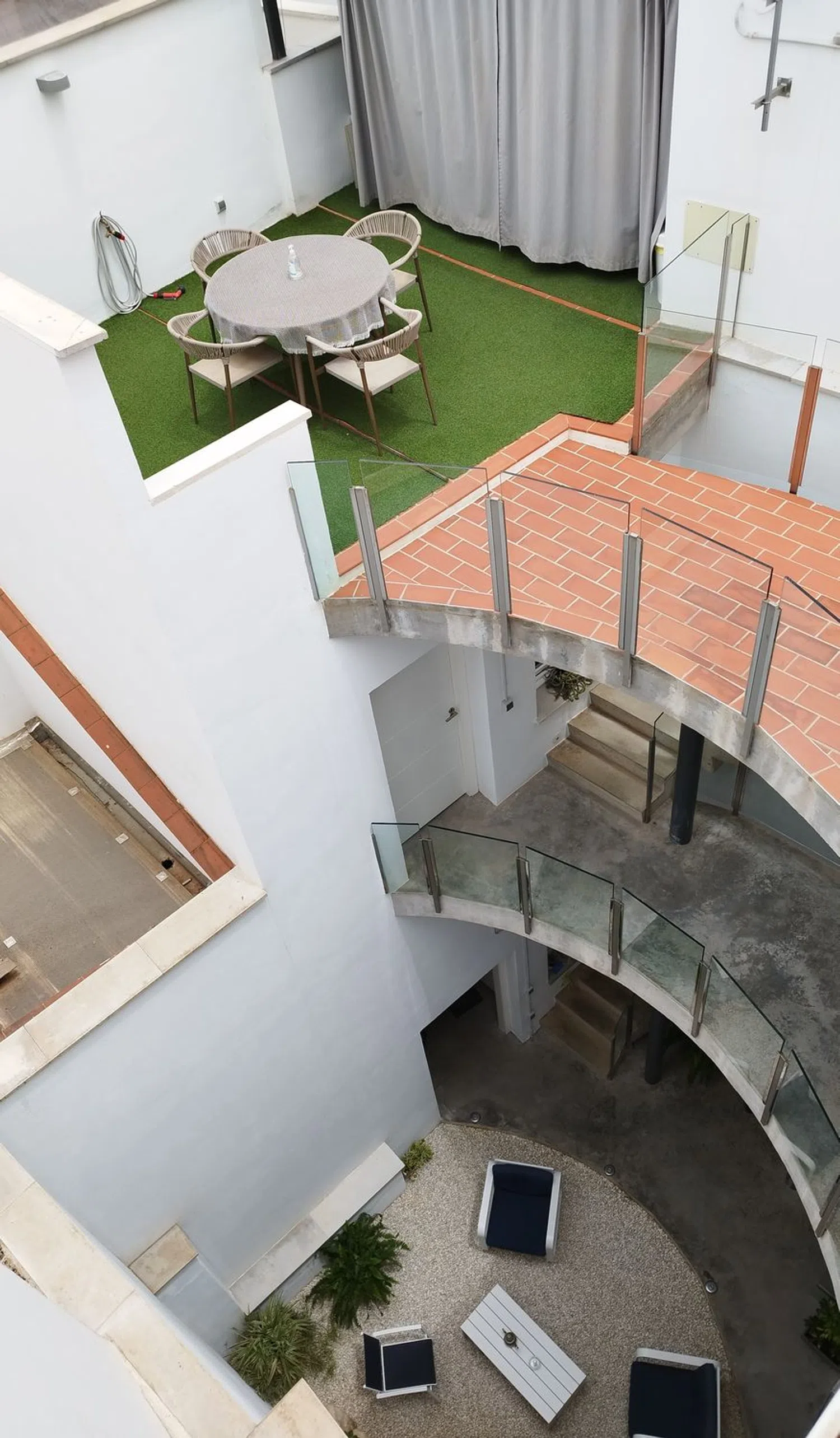 Estudio en plaza de la Corredera, 6 - Foto 20