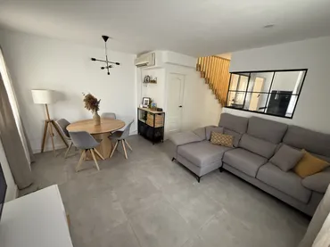 Casa adosada en  Avenida María Auxiliadora 36 - Foto 9