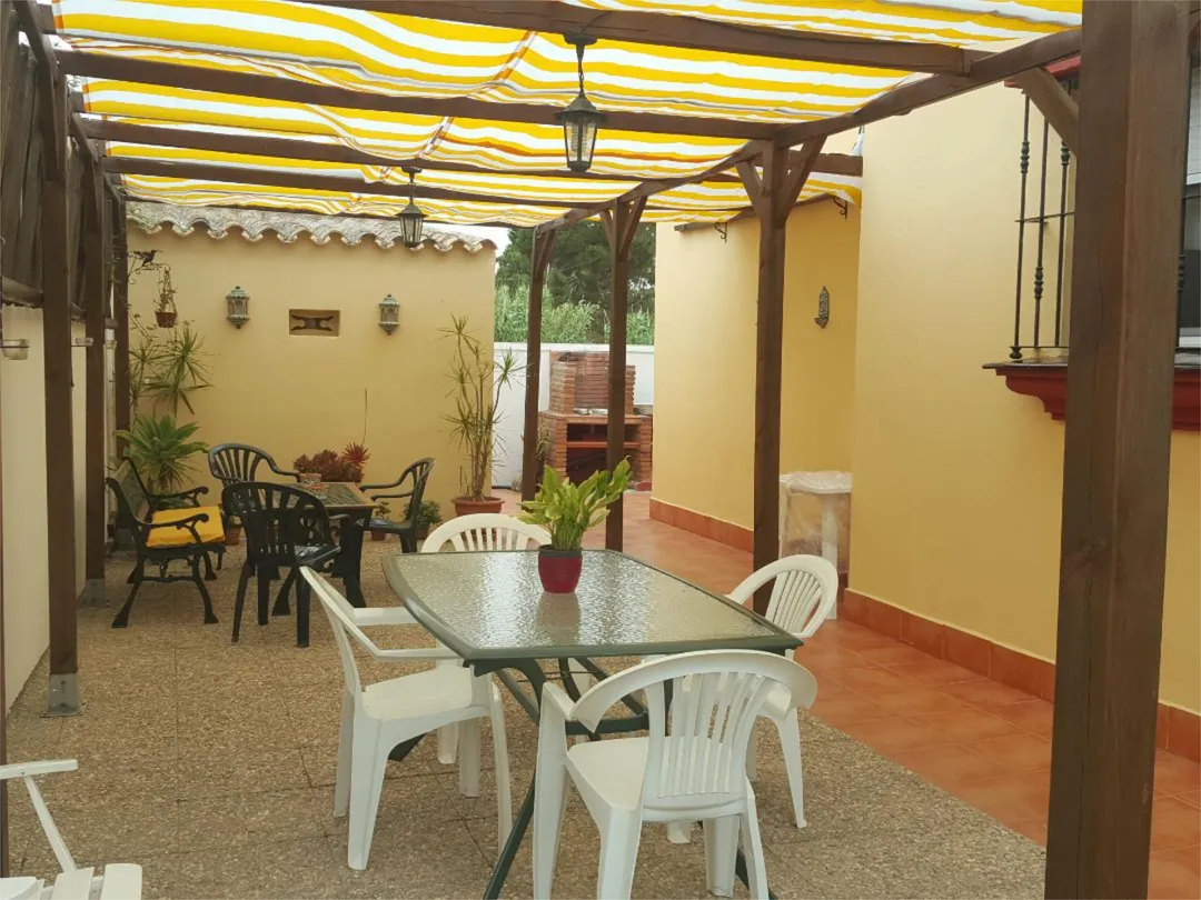 Chalet en  Carretera del Marquesado 11 - Foto 1