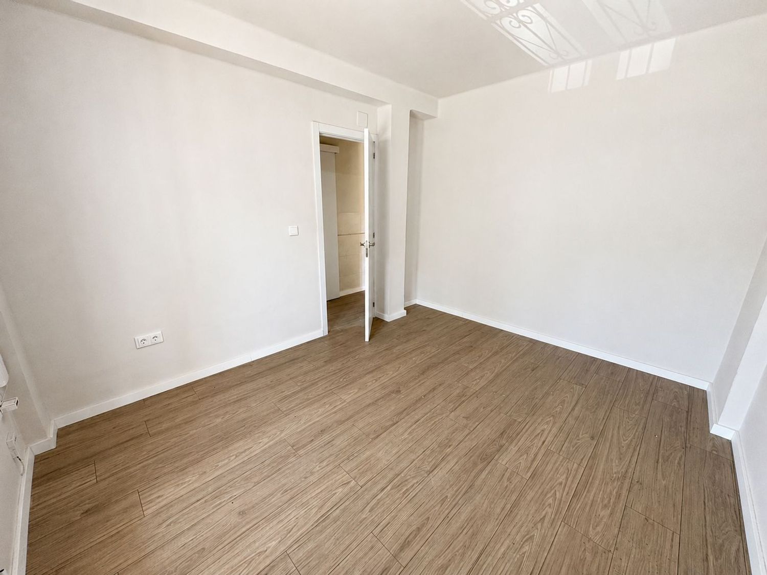 Piso en Calle Tarrasa, 222, Huerta de la Reina - Foto 5