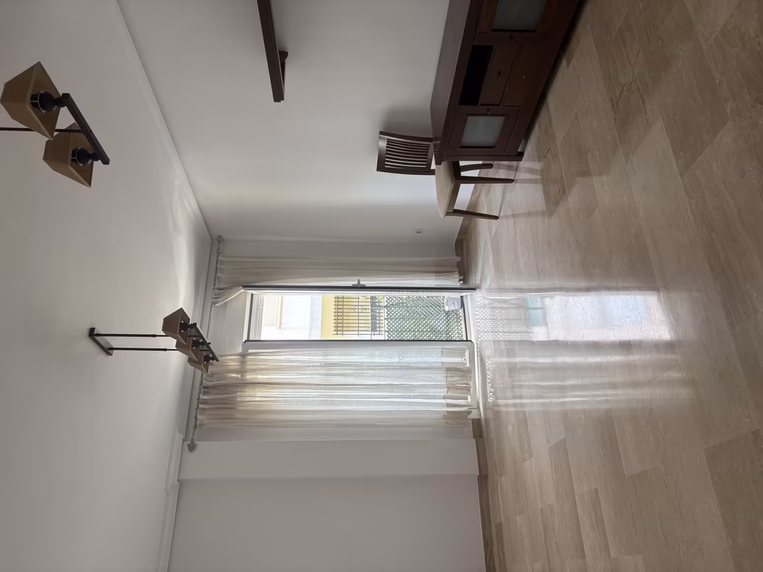 Piso en  Calle Pintor Palomino 25 - Foto 3