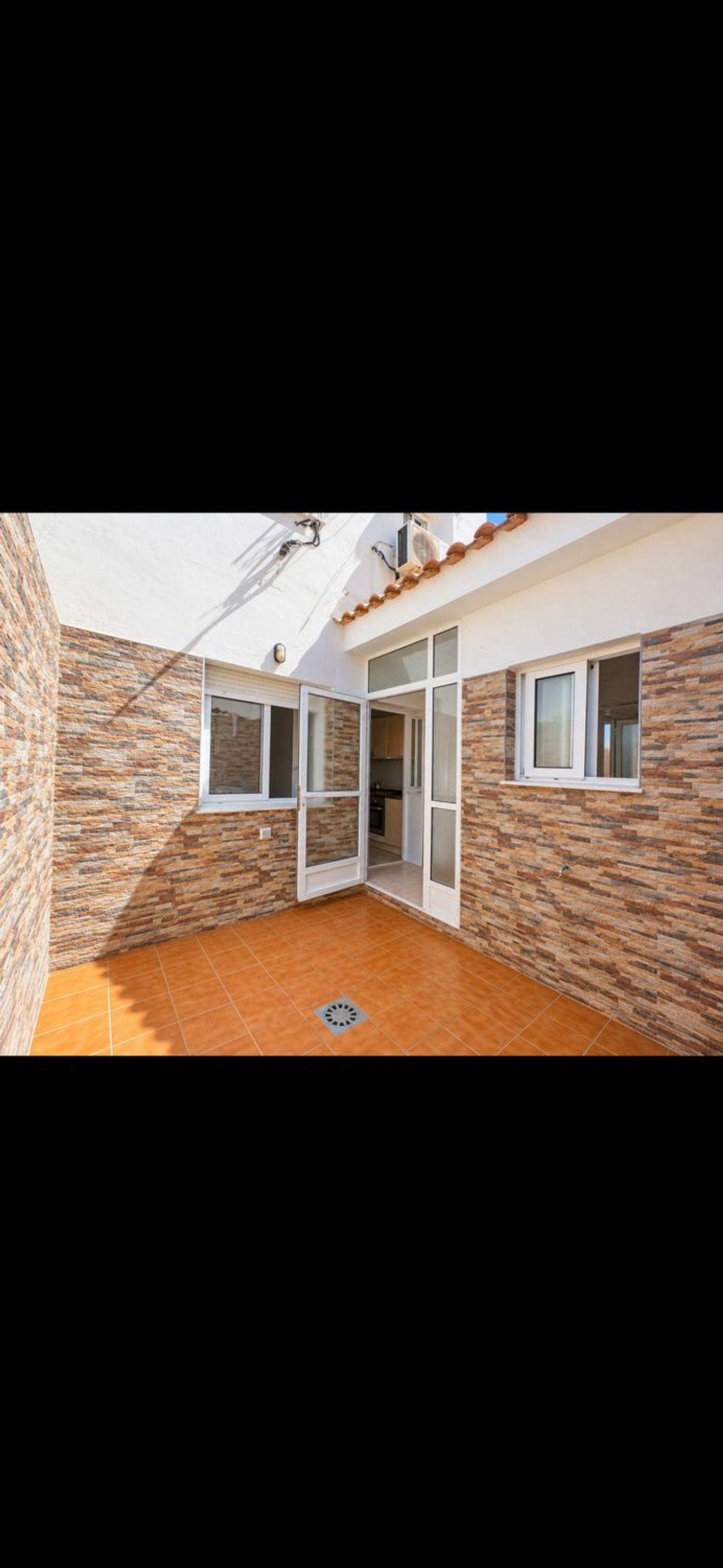 Chalet adosado en Calle los Rosales, 45, Los Peñascos-El Salero-Los Imbernones, Los Peñascos-El Salero-Los Imbernones - Foto 3