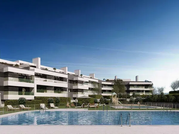 Piso en calle Reyes Católicos, 12